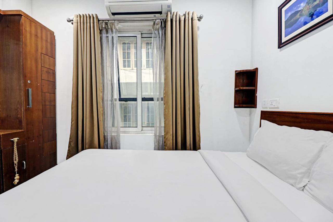 Oyo Townhouse 595 Majestic Inn Kochi Exteriör bild